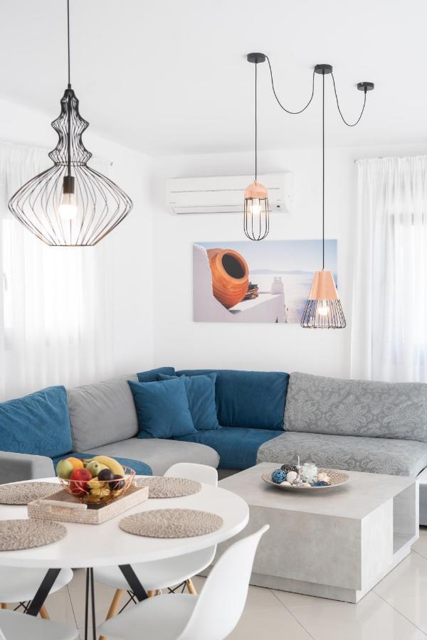 Aelia Apartments Néa Péramos Eksteriør bilde
